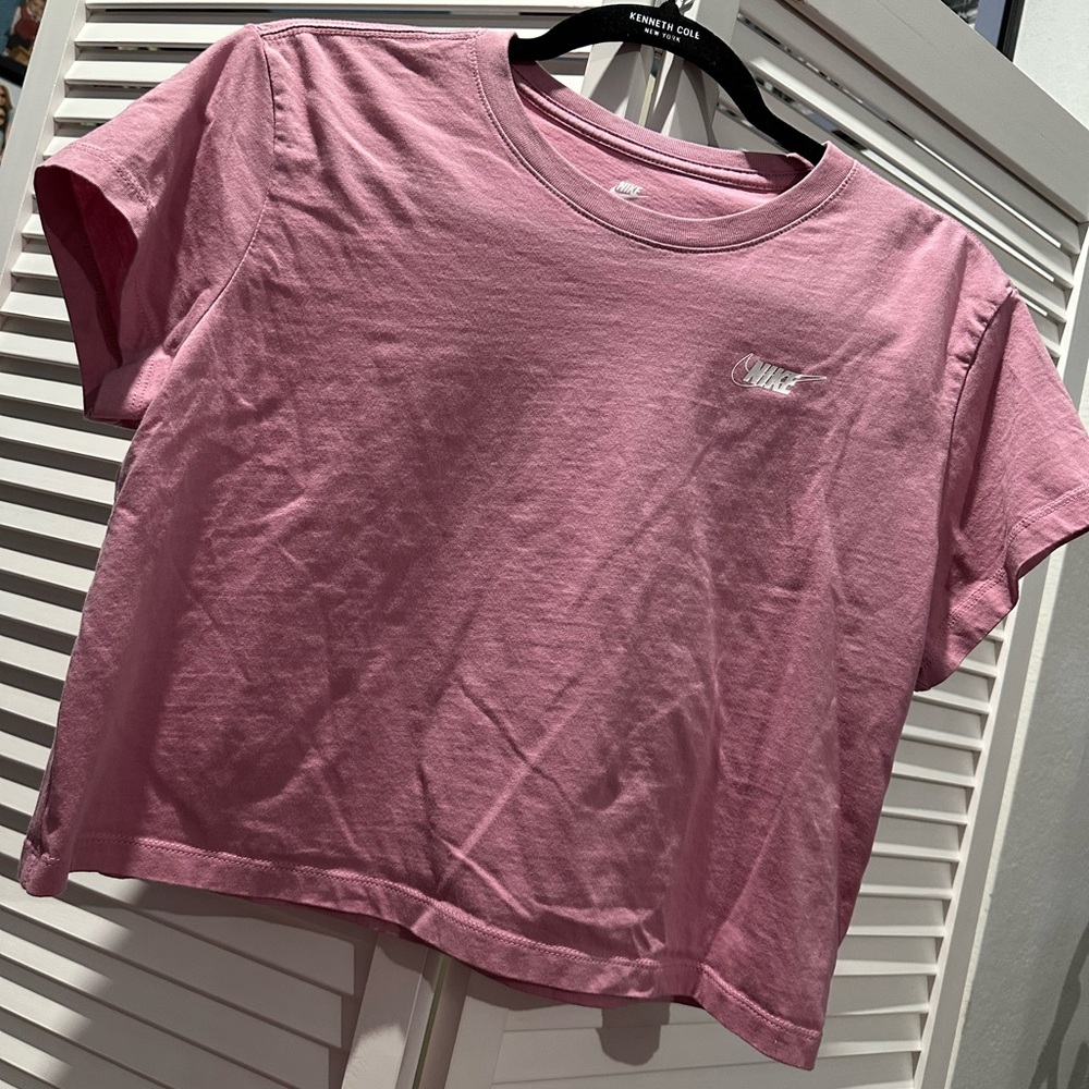 Nike Pink Cropped Crewneck T-Shirt